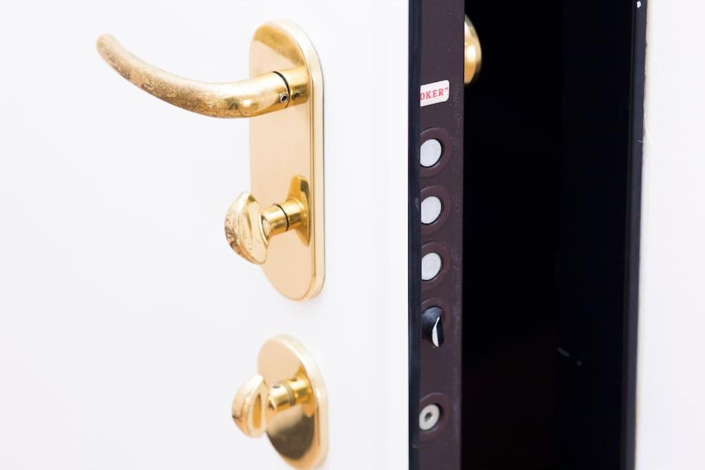 Prione'S Apartment جنوة المظهر الخارجي الصورة
