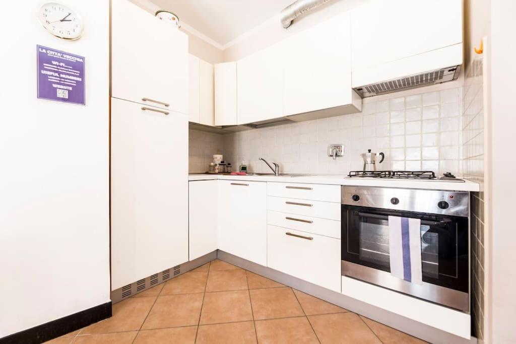 Prione'S Apartment جنوة المظهر الخارجي الصورة